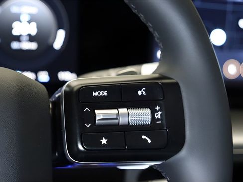 New 2026 Hyundai Ioniq 9 SE image 18