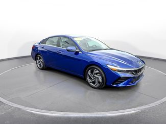 Used 2024 Hyundai Elantra Limited FWD video 2