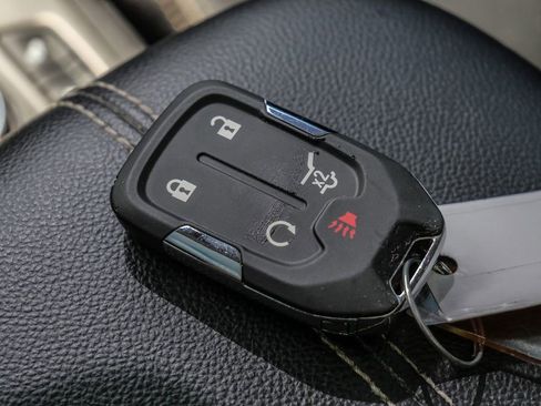 Used 2019 GMC Terrain Denali w/ Advanced Safety Package image 35