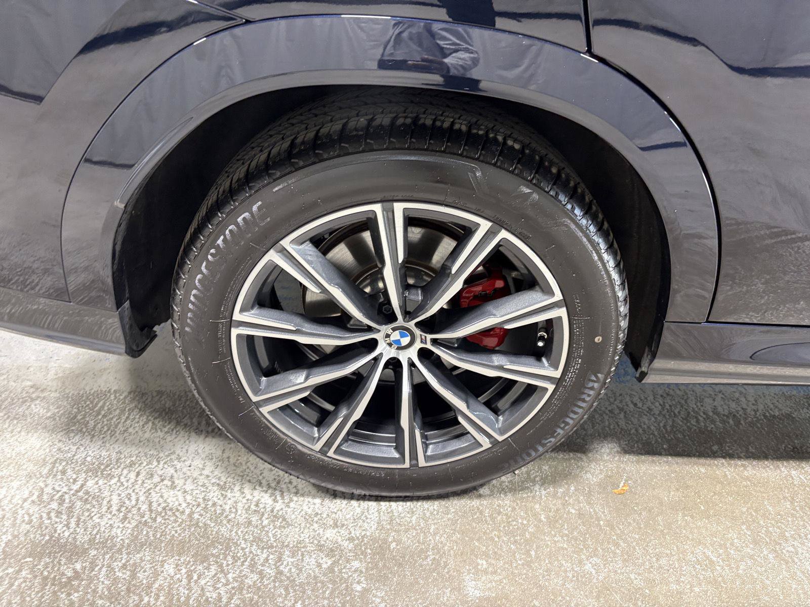 Used 2024 BMW X6 xDrive40i w/ Premium Package AWD/4WD image 38