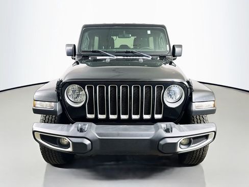 Used 2021 Jeep Wrangler Unlimited Sahara AWD/4WD image 2