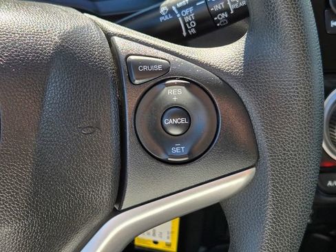 Used 2020 Honda Fit LX image 25