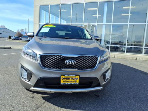Used 2016 Kia Sorento SX image 6