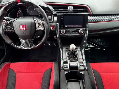 Used 2018 Honda Civic Type R image 26