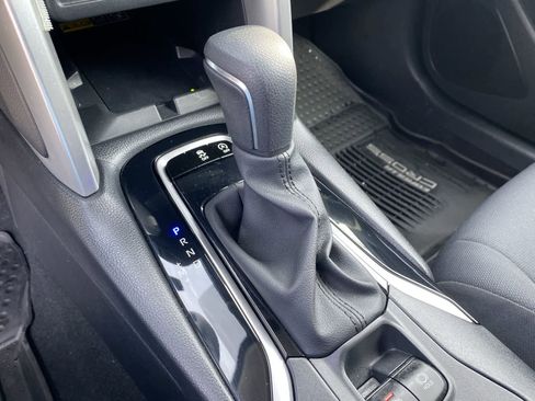 Certified 2024 Toyota Corolla Cross LE image 36