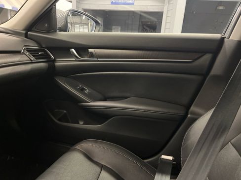 Used 2020 Honda Accord EX-L image 15