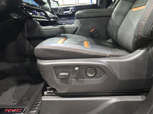 New 2026 GMC Sierra 1500 AT4 w/ AT4 Premium Package image 29