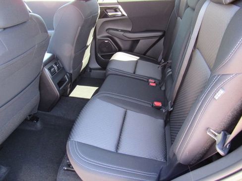 New 2026 Mitsubishi Outlander ES FWD image 14