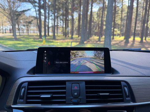 Used 2018 BMW 230i Convertible w/ Premium Package image 2