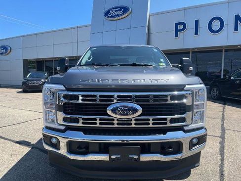 Certified 2024 Ford F250 XLT w/ FX4 Off-Road Package AWD/4WD image 3