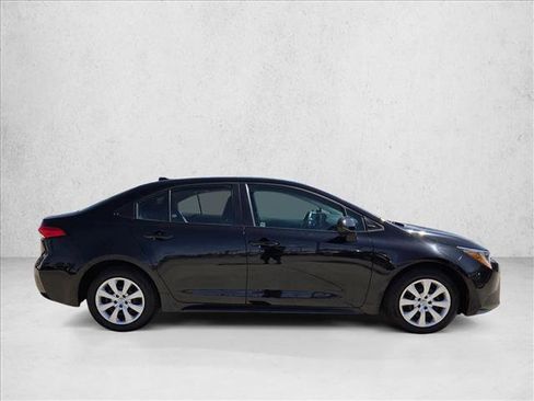 Certified 2024 Toyota Corolla LE FWD image 4