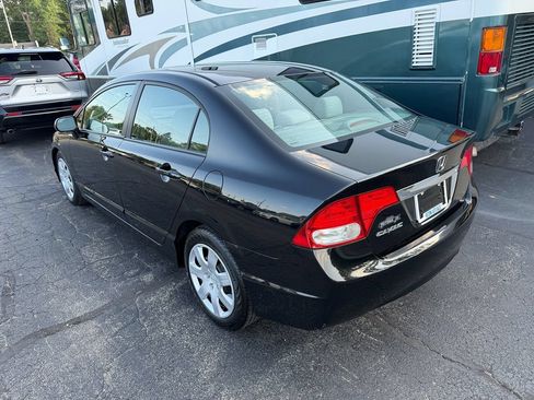 Used 2010 Honda Civic LX image 3