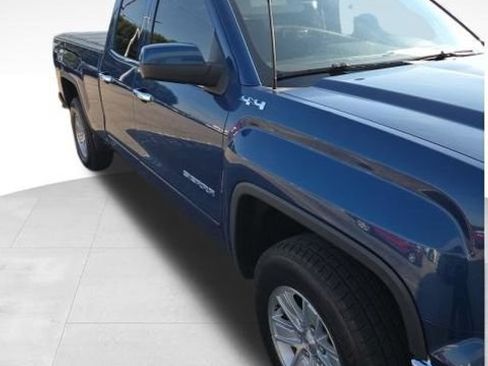 Used 2015 GMC Sierra 1500 SLE w/ SLE Value Package AWD/4WD image 7