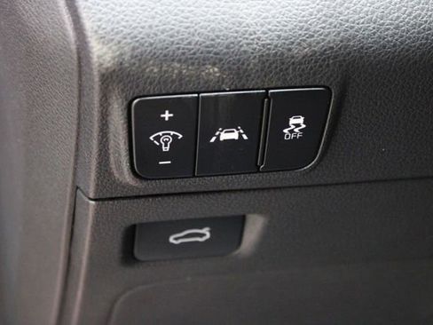 Used 2021 Kia K5 EX image 18