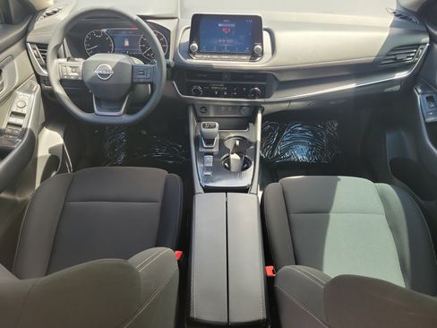 Certified 2025 Nissan Rogue S FWD image 21