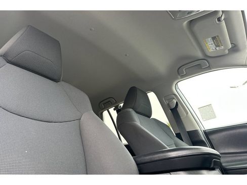 Certified 2020 Toyota RAV4 LE AWD/4WD image 19
