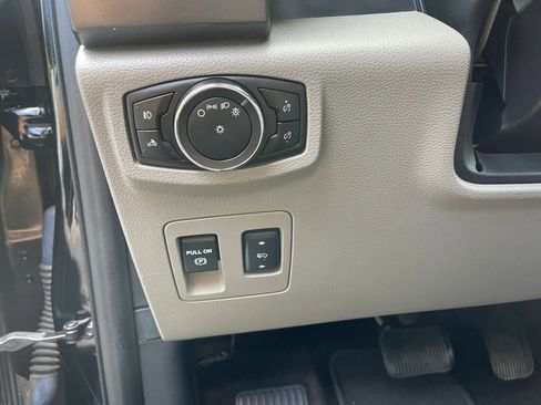 Used 2017 Ford F150 XLT w/ Equipment Group 301A Mid image 31