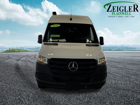Used 2022 Mercedes-Benz Sprinter 2500 image 8