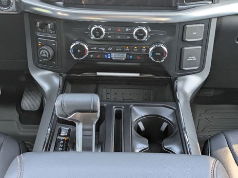 New 2025 Ford F150 Lariat w/ Equipment Group 501A Mid image 21