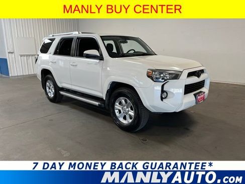 Used 2017 Toyota 4Runner SR5 AWD/4WD image 1