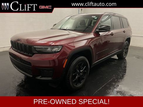 Used 2024 Jeep Grand Cherokee L Altitude AWD/4WD image 1