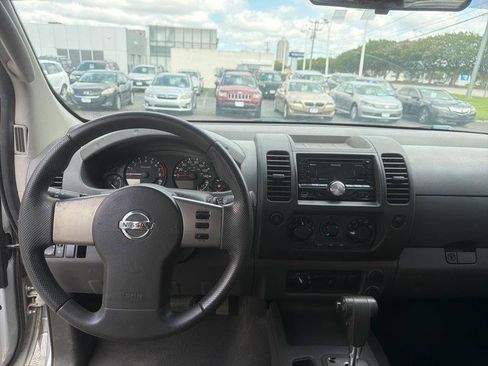 Used 2006 Nissan Xterra S AWD/4WD image 17
