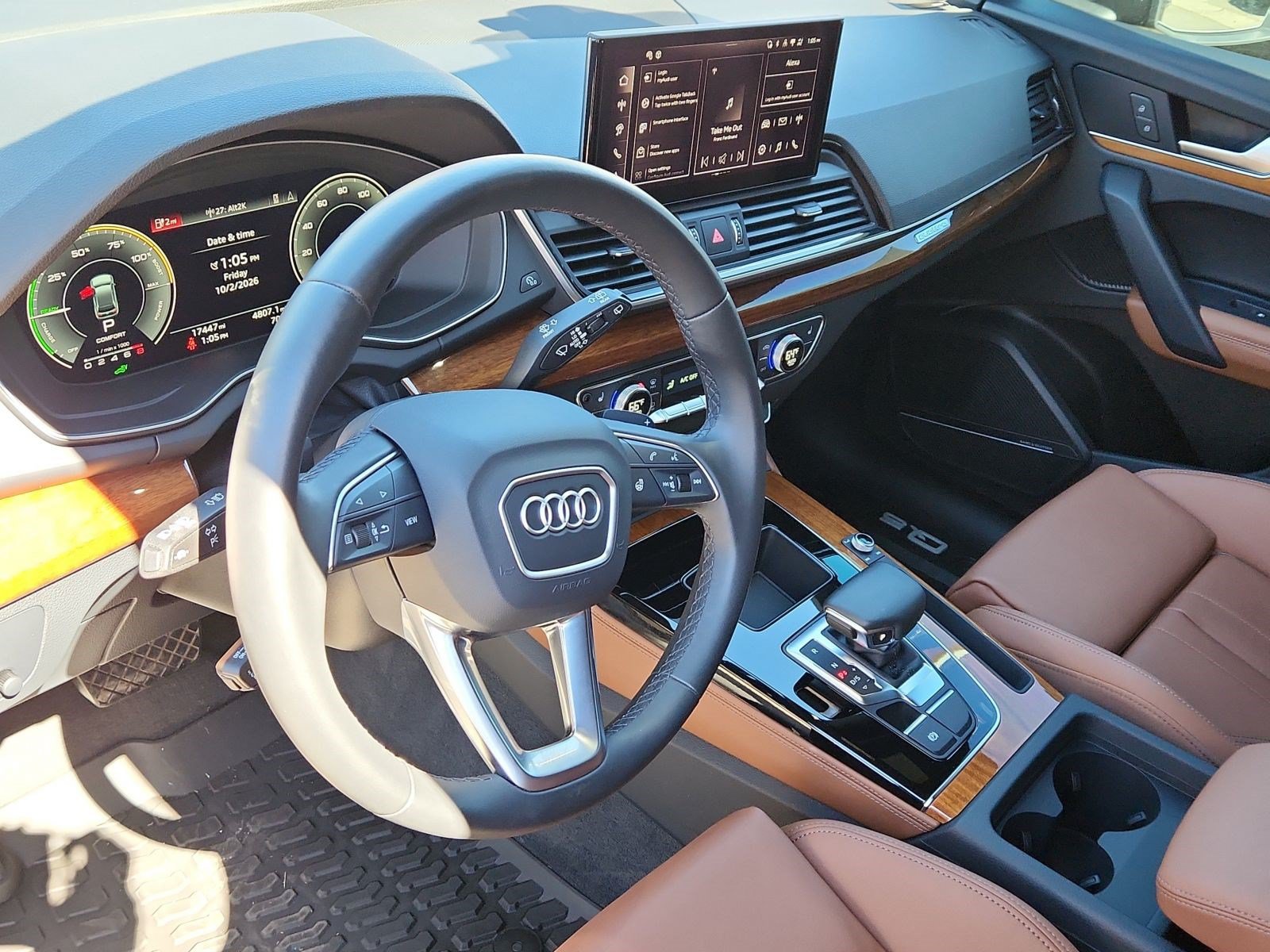 Used 2024 Audi Q5 e Premium Plus w/ Premium Plus Package AWD/4WD image 11