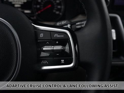 Used 2023 Kia Sorento X-Line EX image 5