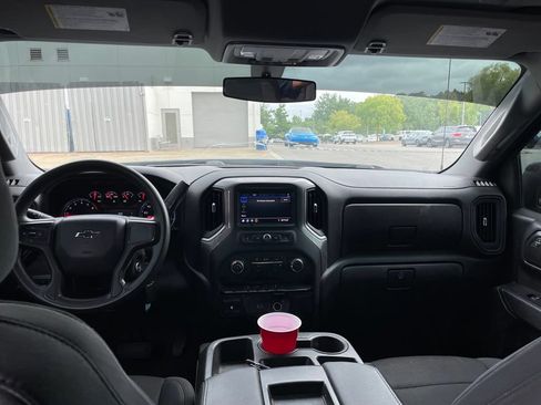 Used 2020 Chevrolet Silverado 1500 Custom Trail Boss w/ Custom Convenience Package AWD/4WD image 5