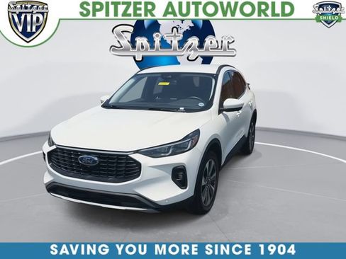 Used 2024 Ford Escape Platinum AWD/4WD image 4