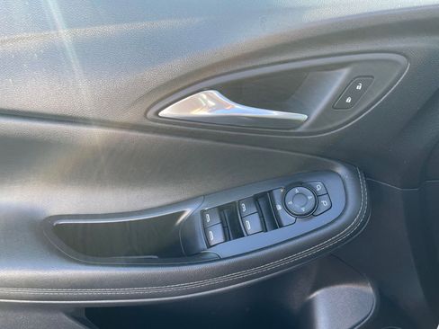 Used 2025 Buick Encore GX Preferred image 20