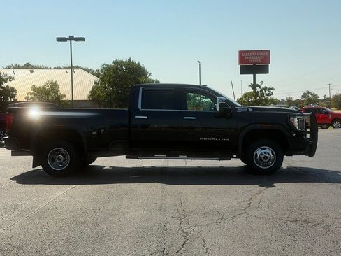 Used 2023 GMC Sierra 3500 Denali w/ Denali Ultimate Package AWD/4WD image 4