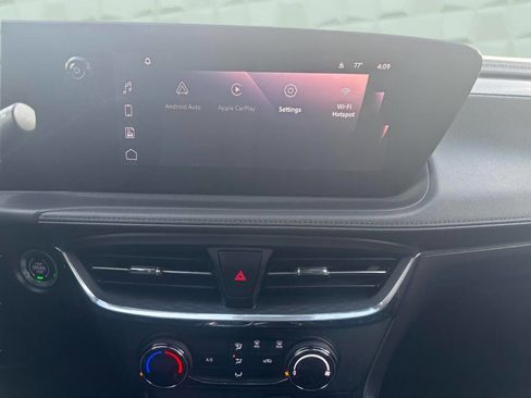 Used 2025 Buick Encore GX Preferred image 25