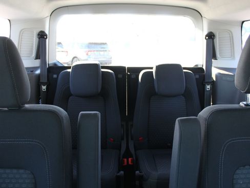 Used 2023 Ford Transit Connect XLT image 15