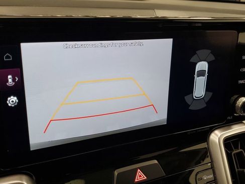 Certified 2023 Kia Sorento EX w/ Panoramic Sunroof Package image 20