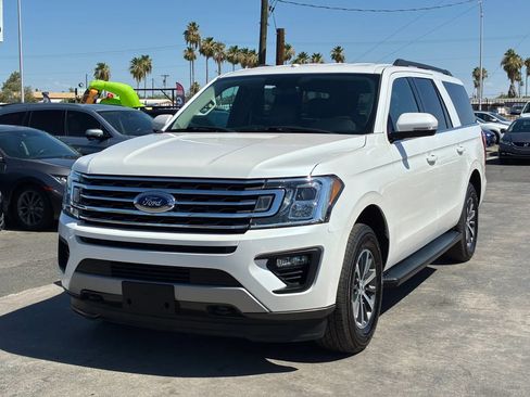 Used 2019 Ford Expedition Max XLT w/ Equipment Group 201A AWD/4WD image 2