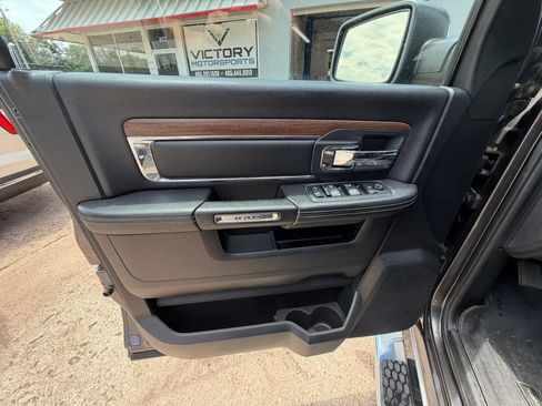 Used 2014 RAM 1500 Laramie w/ Convenience Group AWD/4WD image 14
