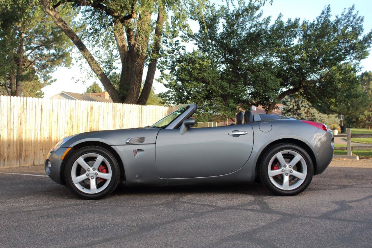 Used 2007 Pontiac Solstice Convertible w/ Premium Package RWD image 33