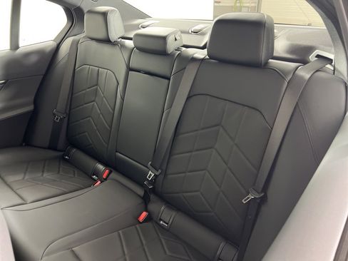 Used 2026 BMW i5 eDrive40 w/ Premium Package image 4