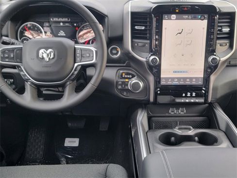 New 2026 RAM 1500 4x4 Crew Cab image 16