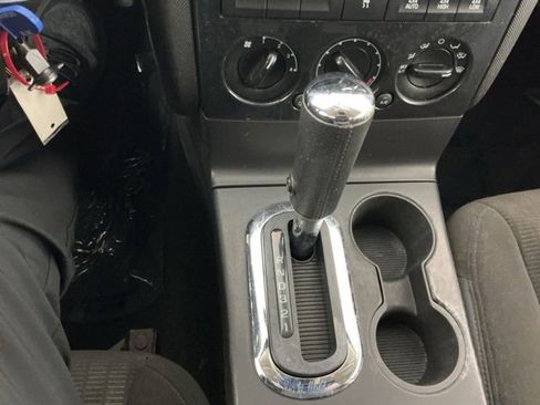 Used 2010 Ford Explorer XLT image 14