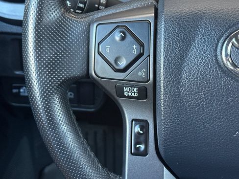 Used 2019 Toyota Tacoma TRD Off-Road AWD/4WD image 34