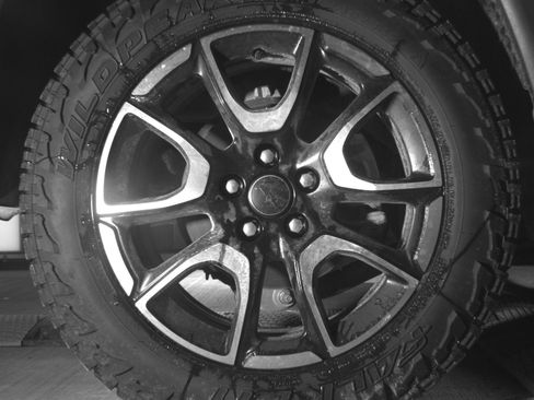 Used 2025 Jeep Compass Trailhawk AWD/4WD image 15