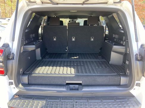 Used 2025 Toyota 4Runner TRD Off-Road image 9