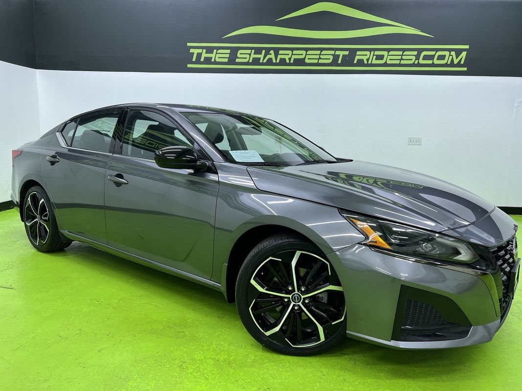 Used 2024 Nissan Altima 2.5 SR FWD image 1