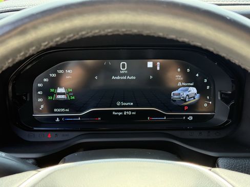 Used 2022 GMC Yukon XL Denali RWD image 18