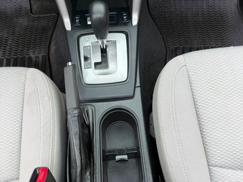 Used 2017 Subaru Forester 2.5i Premium w/ All-Weather Package image 25