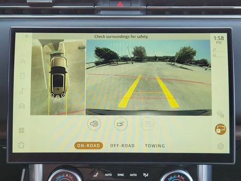 Used 2023 Land Rover Range Rover SE AWD/4WD image 17