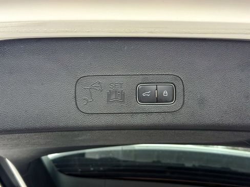 Used 2022 Lincoln Aviator AWD w/ Premium Package image 14