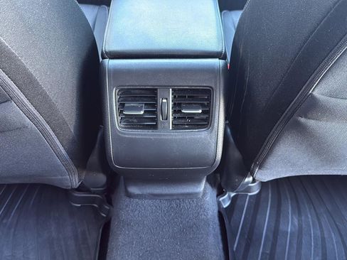 Used 2019 Honda Accord EX image 44